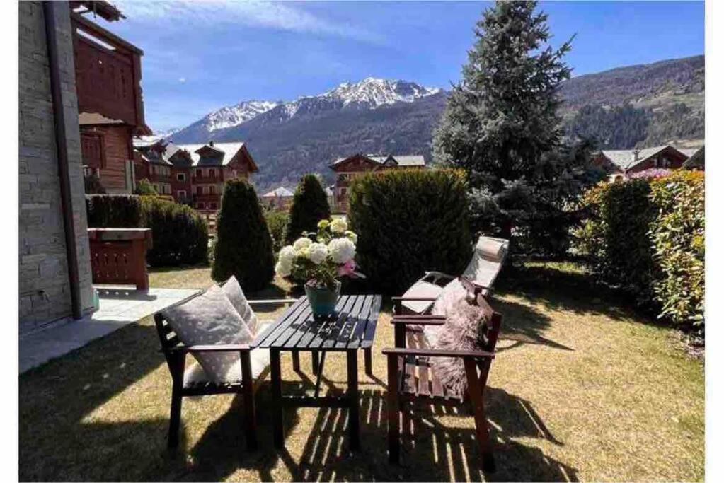 Appartamento Incantevole Con Box E Ski Room, Wi-Fi, Bormio Bagian luar foto