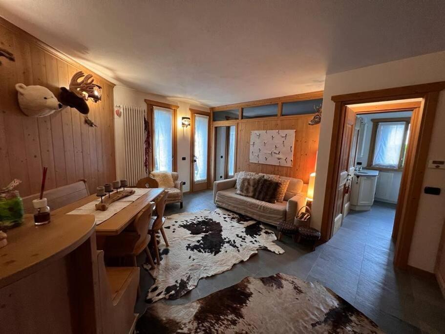 Appartamento Incantevole Con Box E Ski Room, Wi-Fi, Bormio Bagian luar foto