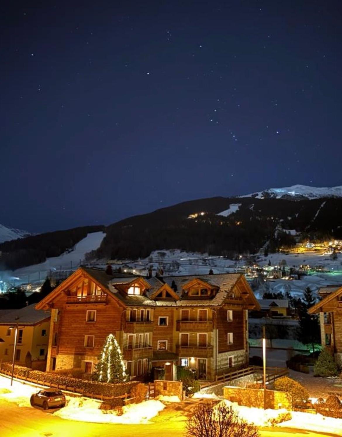 Appartamento Incantevole Con Box E Ski Room, Wi-Fi, Bormio Bagian luar foto